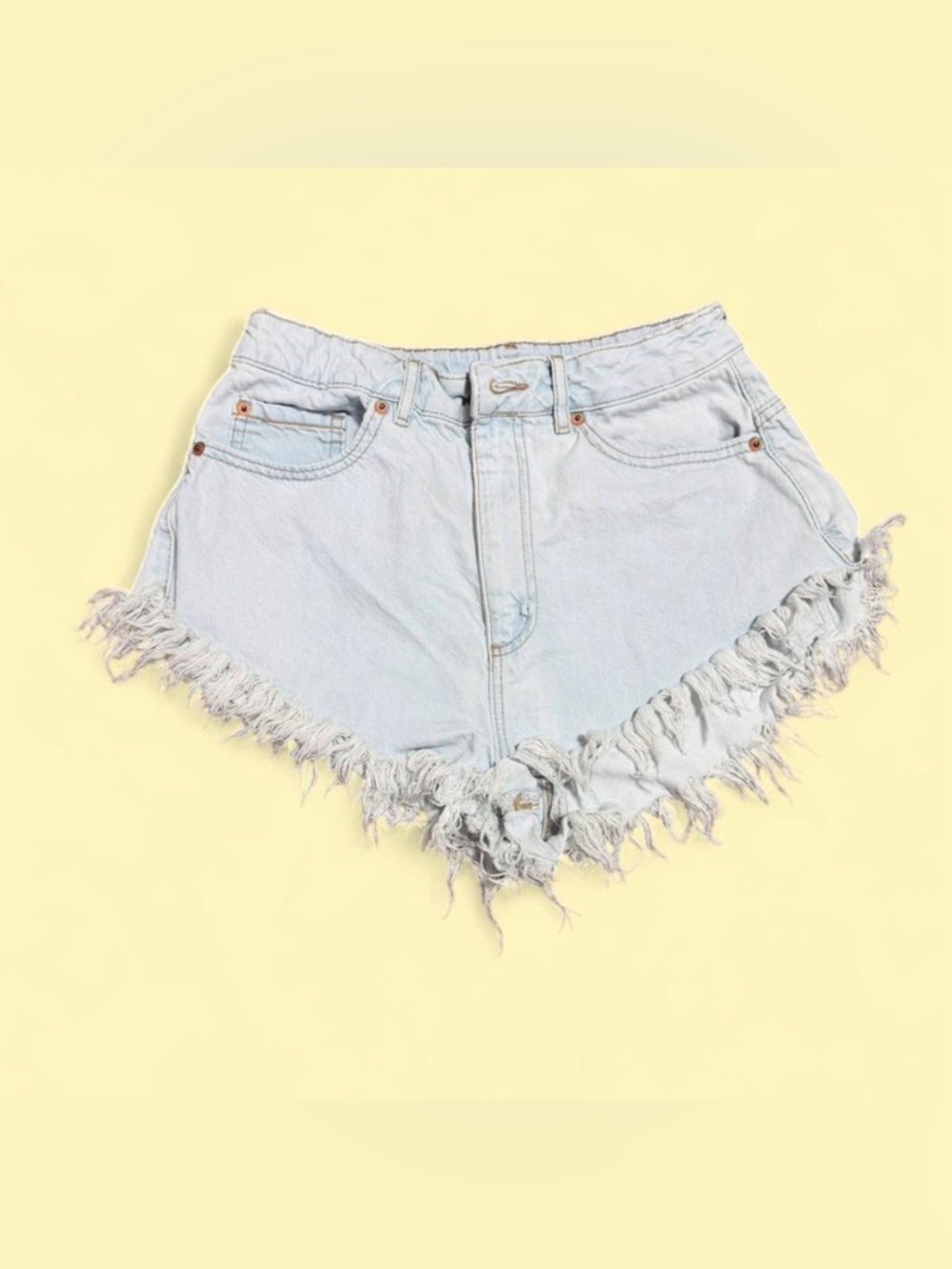 Garage Light Wash mini festival/cheeky Frayed Hem High-Rise Denim Shorts